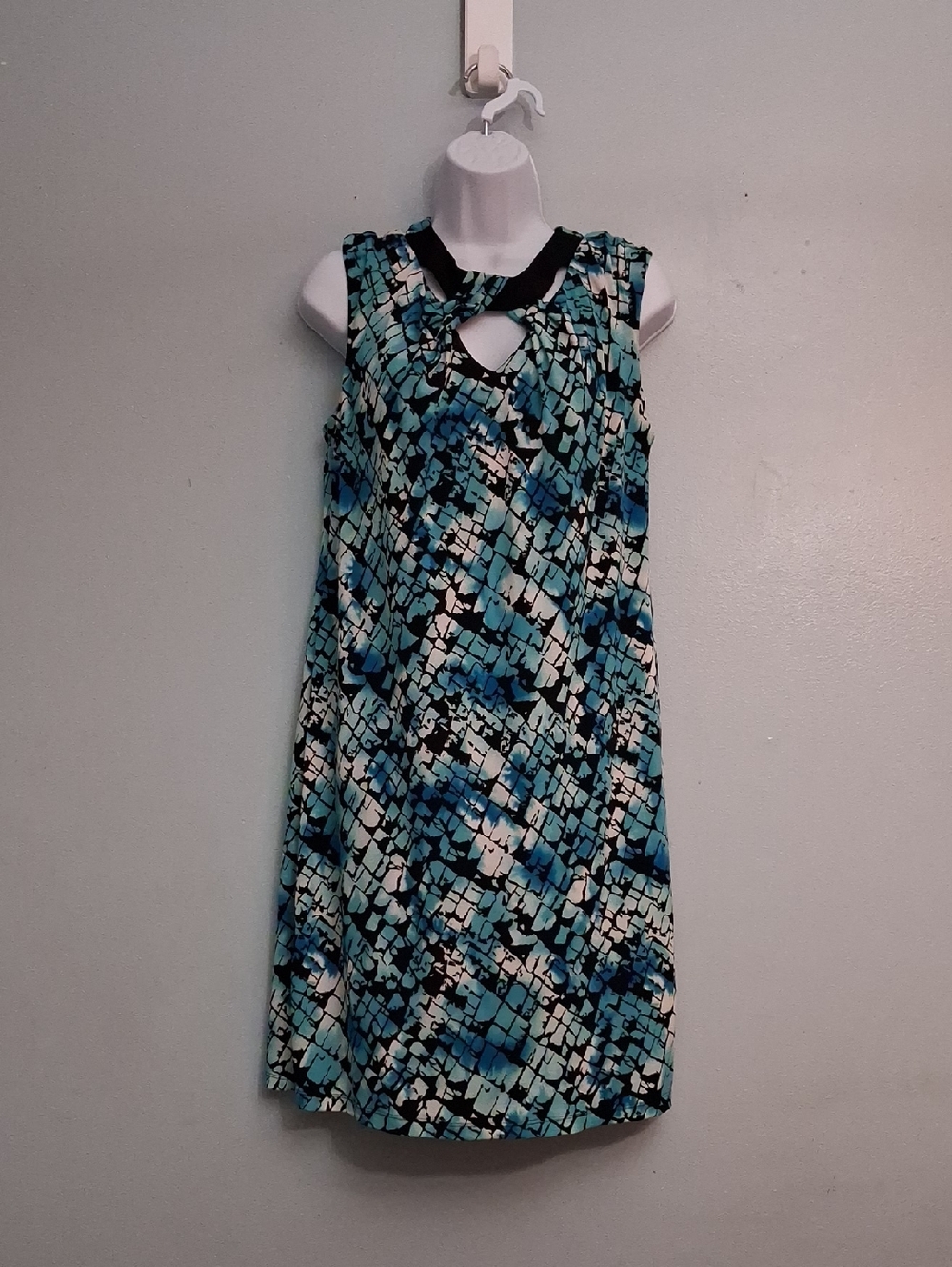 dressbarn Size 14 Women's Teal, White & Black  Geometric Shift Sleeveless Dress